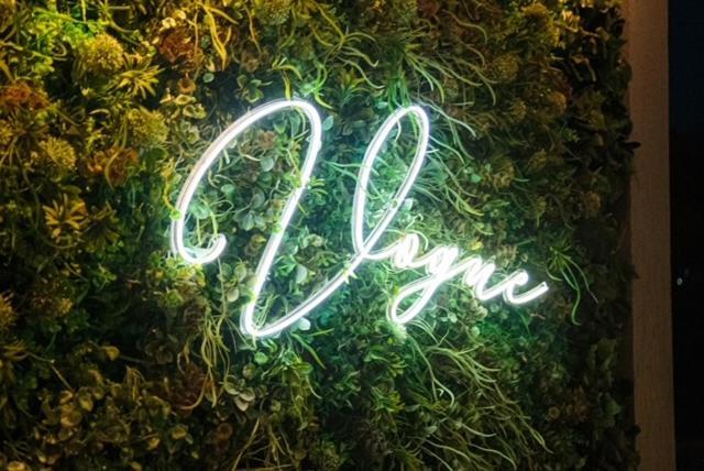 Vogue Boutique Hotel Влёра Экстерьер фото